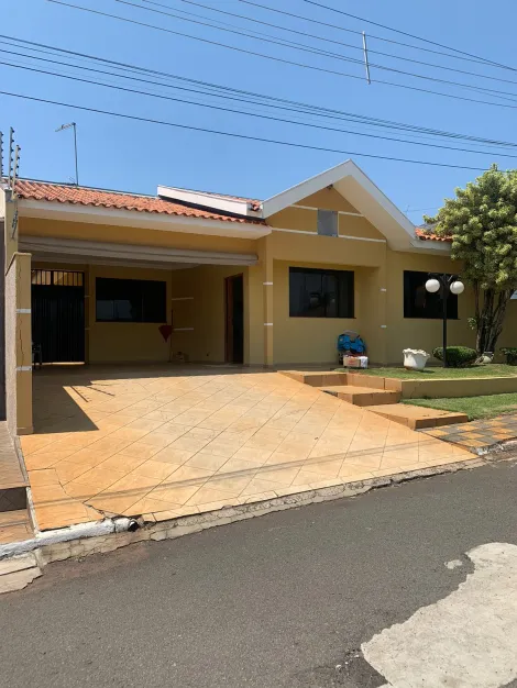 Maringa Vila Morangueira casasobrado Venda R$670.000,00 Condominio R$250,00 5 Dormitorios 2 Vagas Area do terreno 360.00m2 Area construida 360.00m2
