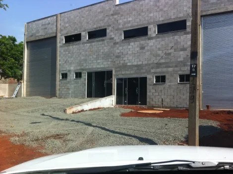 Maringa Parque Industrial Comercial Locacao R$ 8.000,00  20 Vagas Area do terreno 936.39m2 Area construida 681.55m2